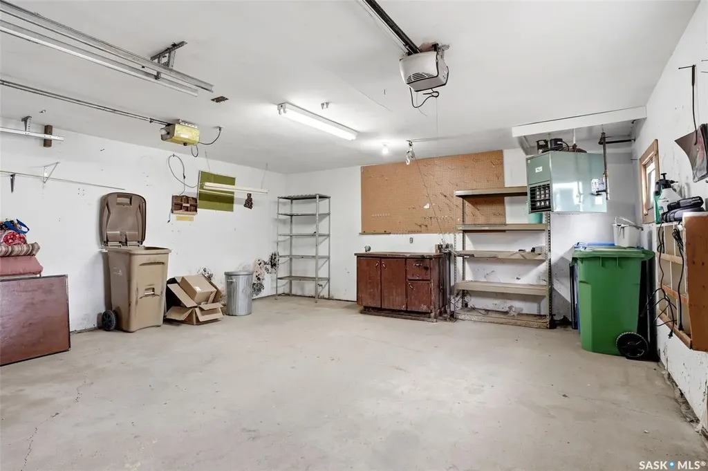 2078 Mcara Street Regina SK S4N 2V6