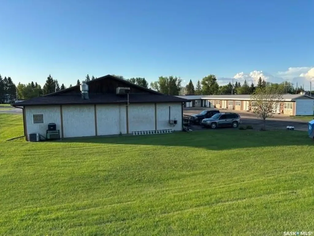 201 2nd Street Wawota SK S0G 5A0