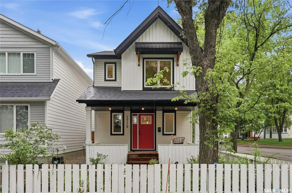 1719 Lorne Avenue Saskatoon SK S7H 1Y3
