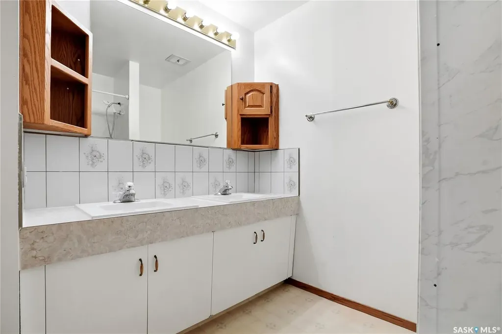 6007 4th Street Rosthern SK S0K 3R0