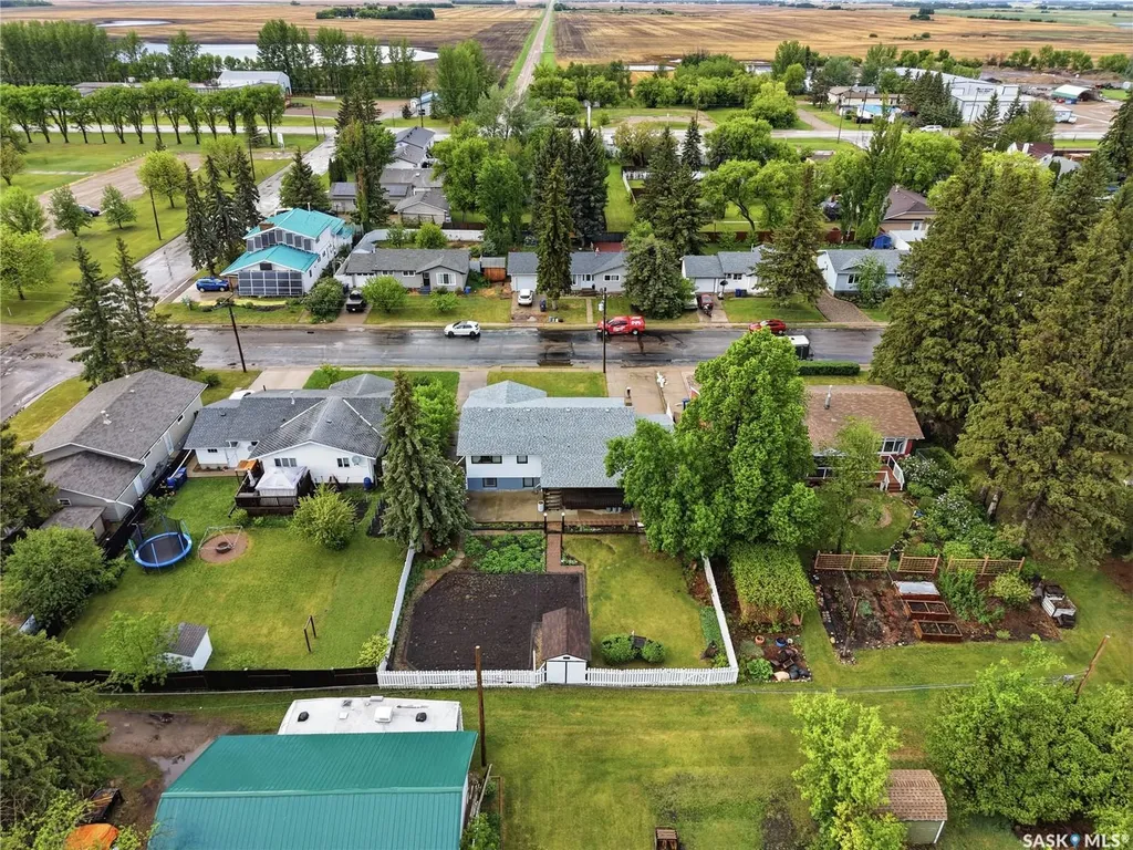 6007 4th Street Rosthern SK S0K 3R0