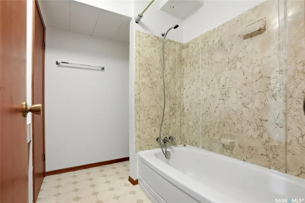 6007 4th Street Rosthern SK S0K 3R0