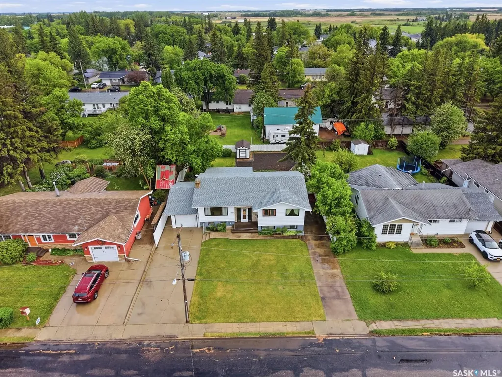 6007 4th Street Rosthern SK S0K 3R0