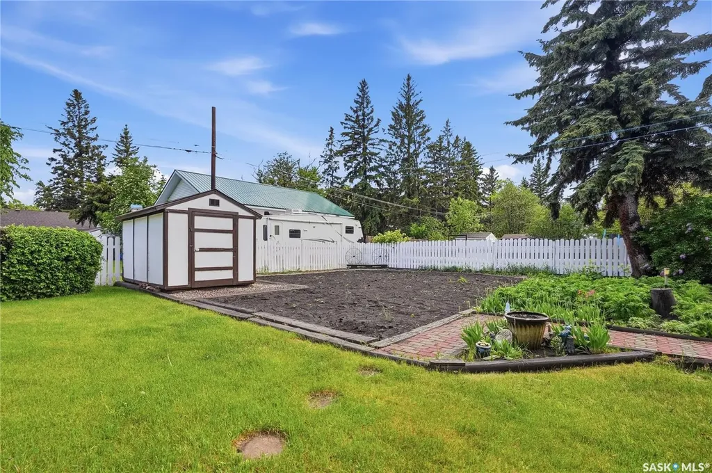 6007 4th Street Rosthern SK S0K 3R0