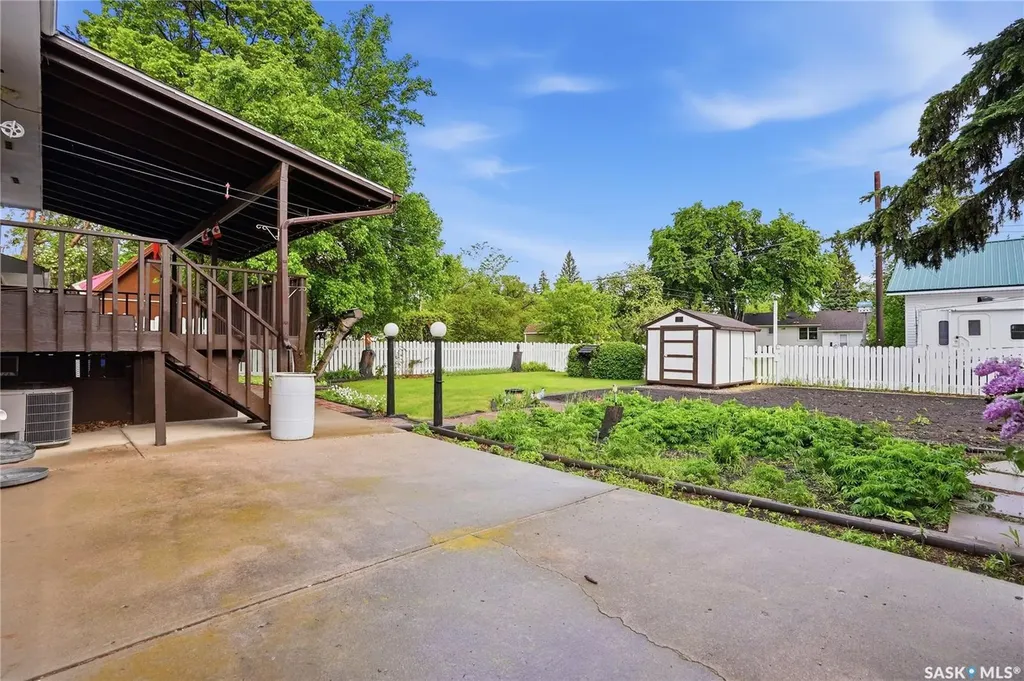 6007 4th Street Rosthern SK S0K 3R0