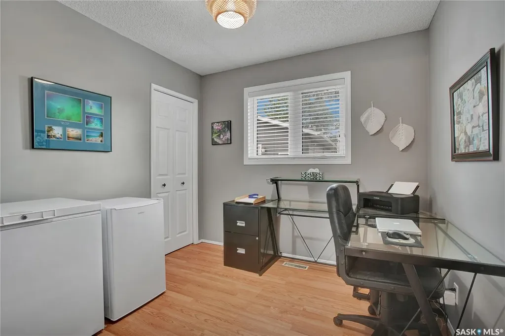 231 Roborecki Crescent Saskatoon SK S7K 5L1