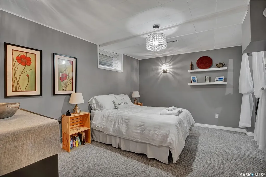 231 Roborecki Crescent Saskatoon SK S7K 5L1