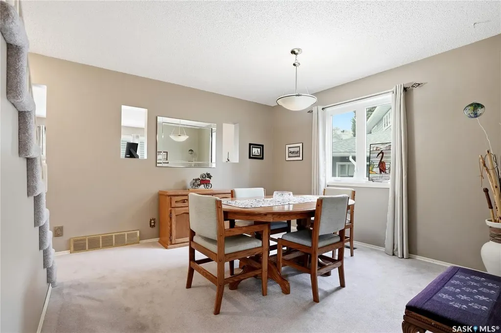 723 Candle Court Saskatoon SK S7K 4Z9