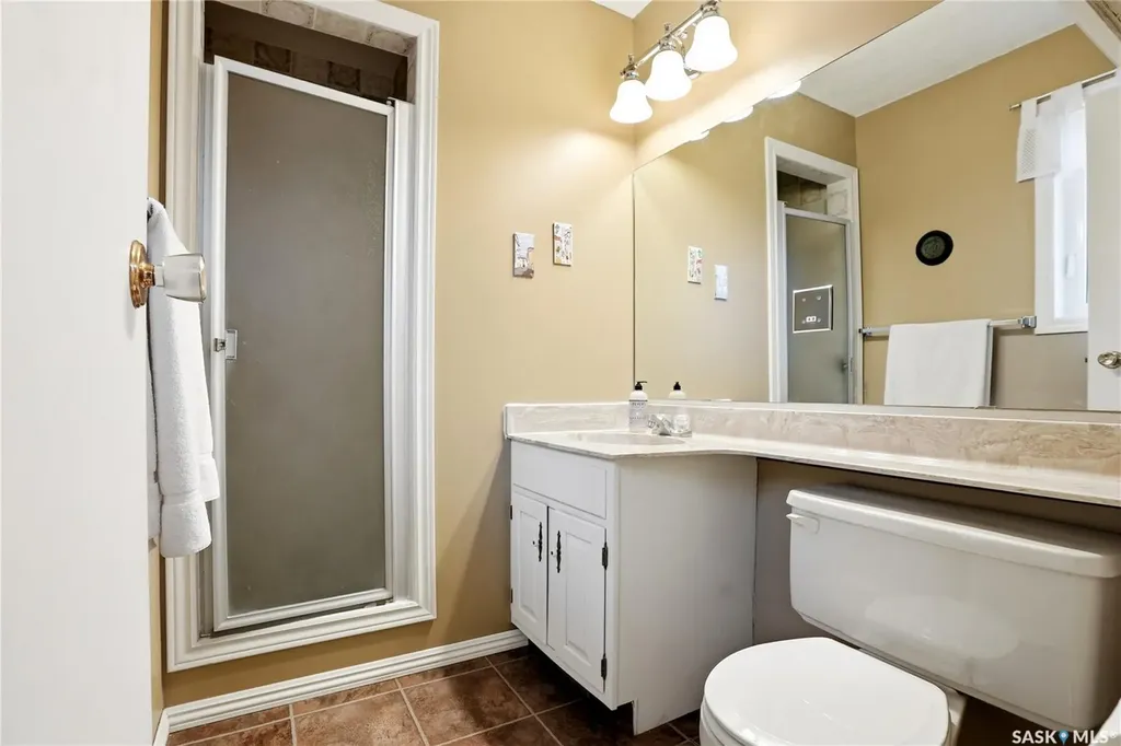 723 Candle Court Saskatoon SK S7K 4Z9