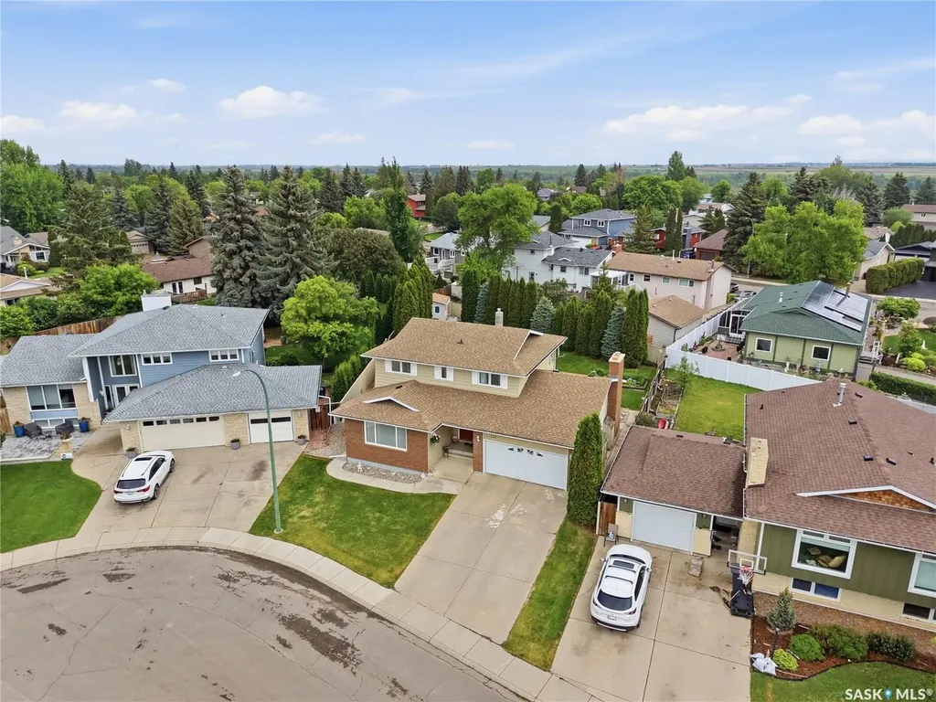 723 Candle Court Saskatoon SK S7K 4Z9