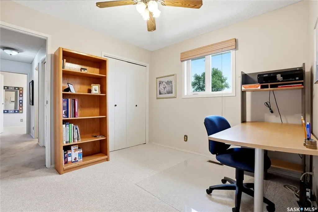 723 Candle Court Saskatoon SK S7K 4Z9