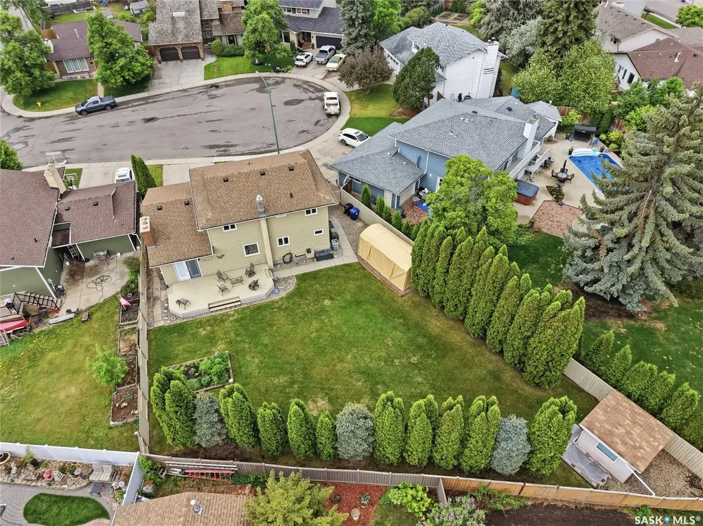 723 Candle Court Saskatoon SK S7K 4Z9
