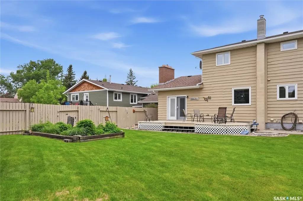 723 Candle Court Saskatoon SK S7K 4Z9