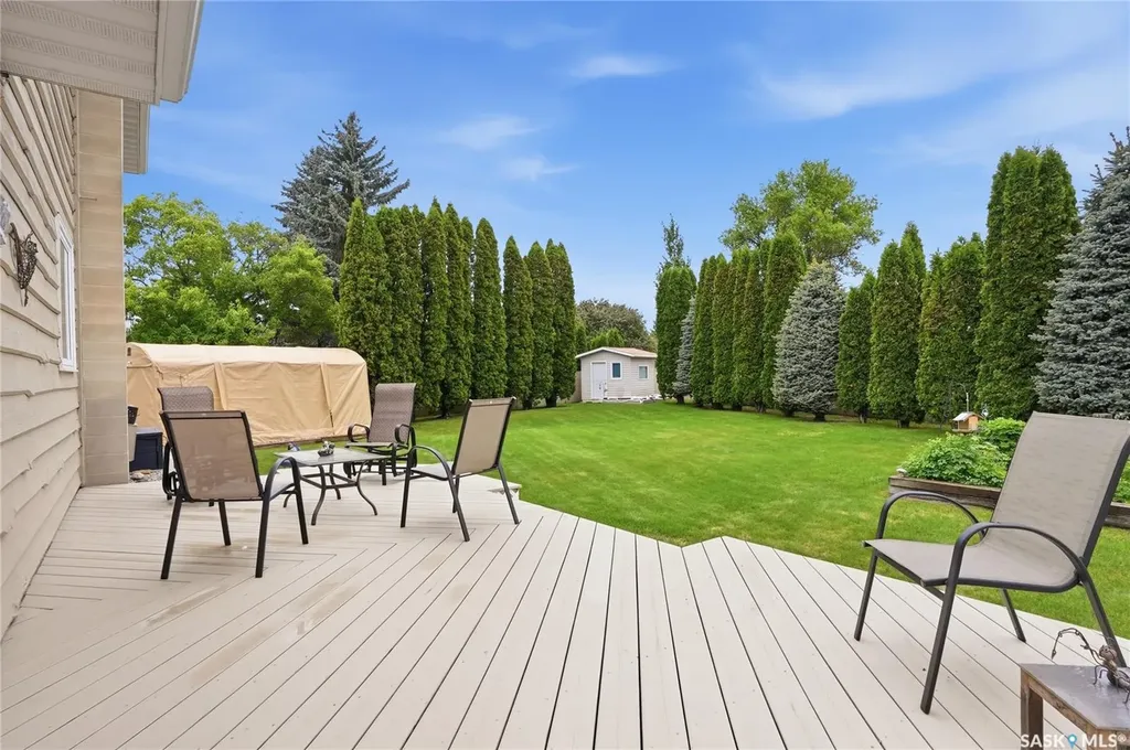 723 Candle Court Saskatoon SK S7K 4Z9