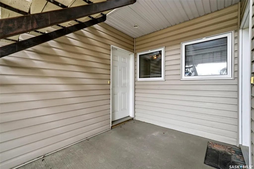 4042 Buckingham Drive Regina SK S4V 3A9