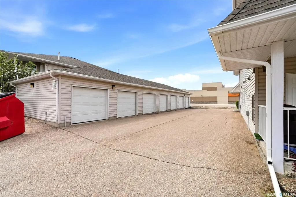 4042 Buckingham Drive Regina SK S4V 3A9