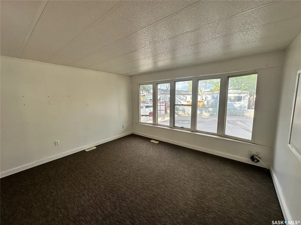 1524 Rayner Avenue Saskatoon SK S7N 1Y1