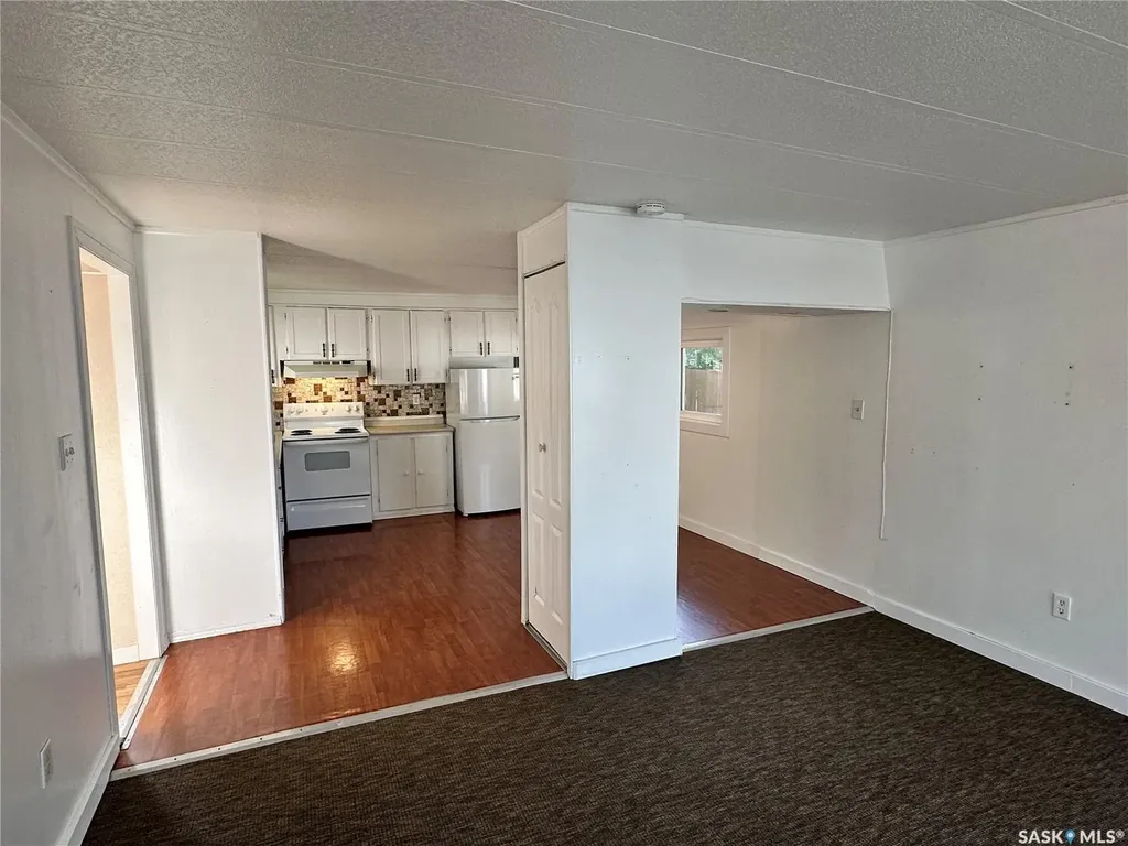 1524 Rayner Avenue Saskatoon SK S7N 1Y1