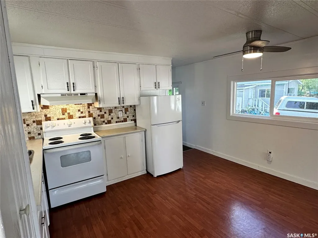 1524 Rayner Avenue Saskatoon SK S7N 1Y1