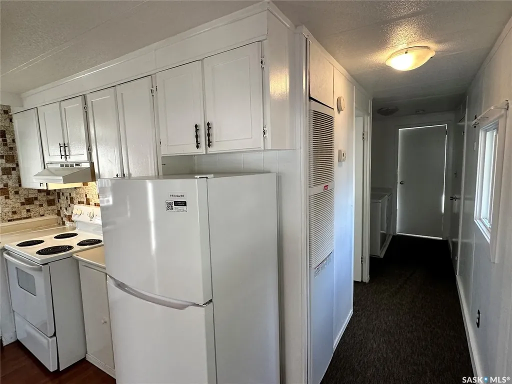 1524 Rayner Avenue Saskatoon SK S7N 1Y1