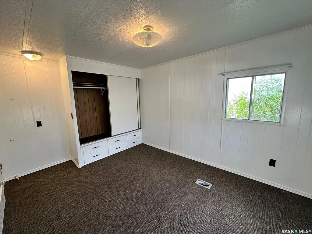 1524 Rayner Avenue Saskatoon SK S7N 1Y1