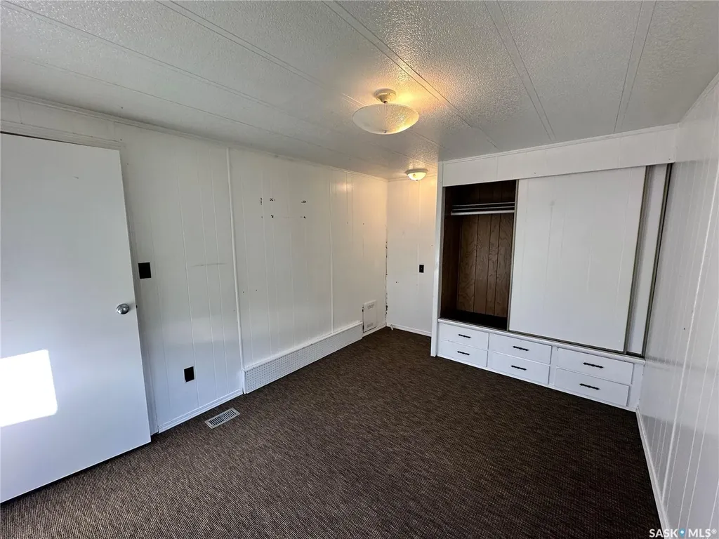 1524 Rayner Avenue Saskatoon SK S7N 1Y1