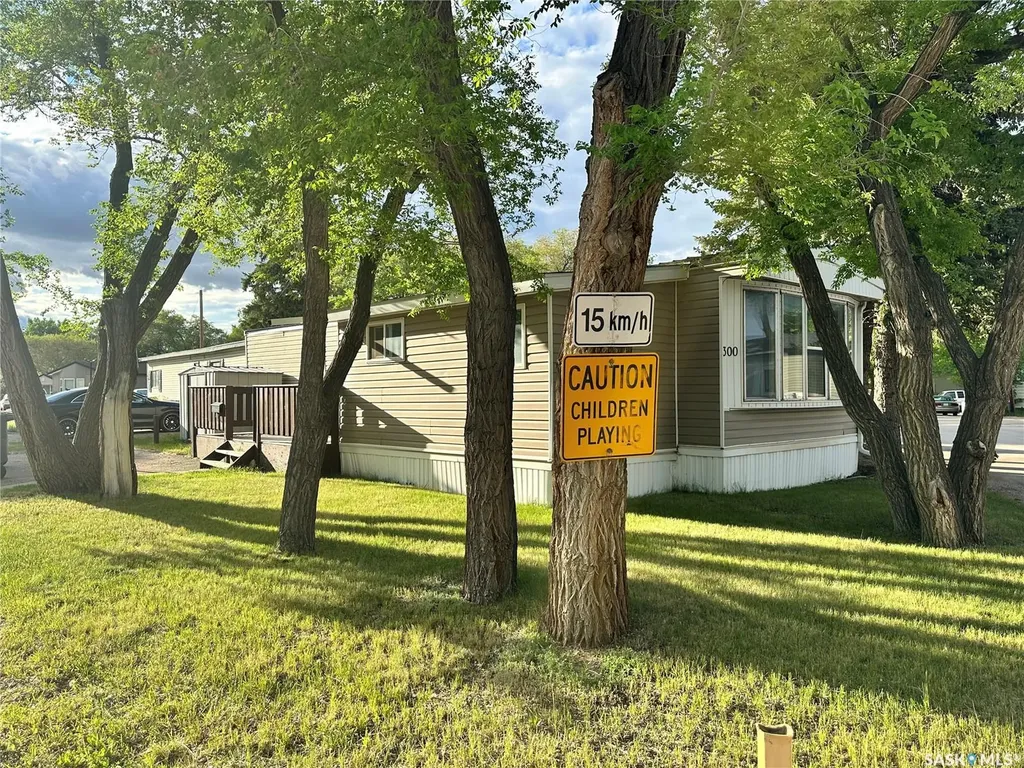 1524 Rayner Avenue Saskatoon SK S7N 1Y1