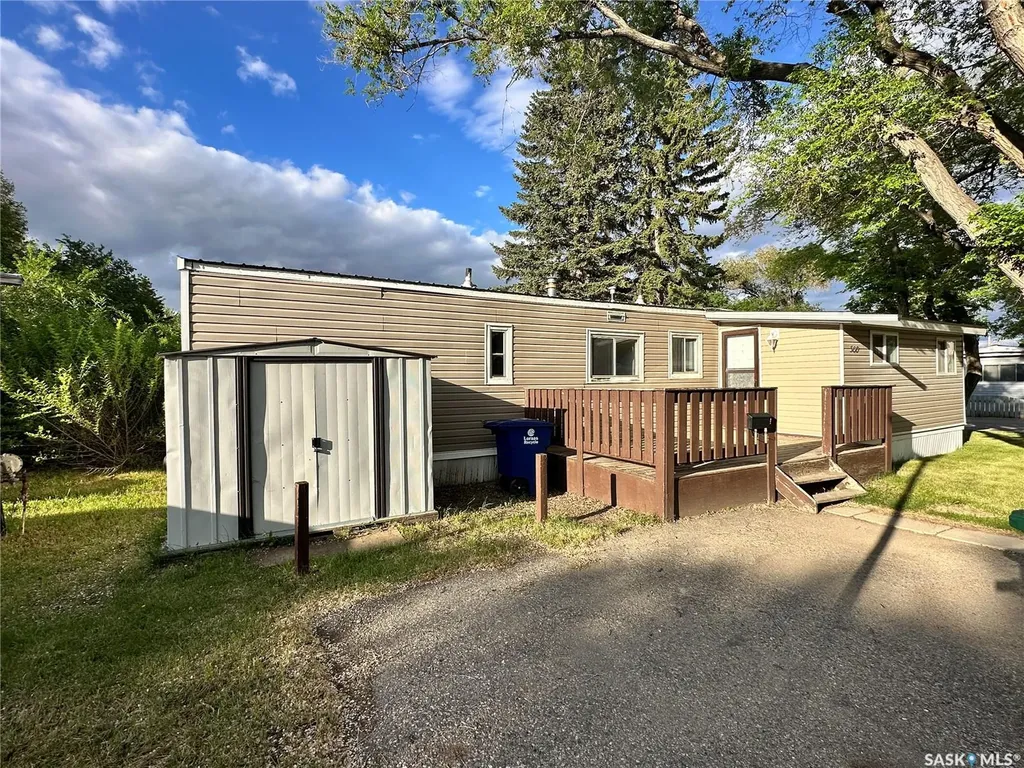 1524 Rayner Avenue Saskatoon SK S7N 1Y1