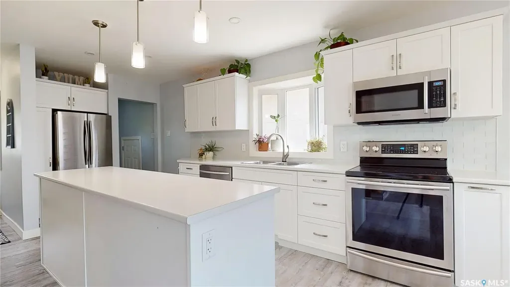 3231 Hill Avenue Regina SK S4S 0W5