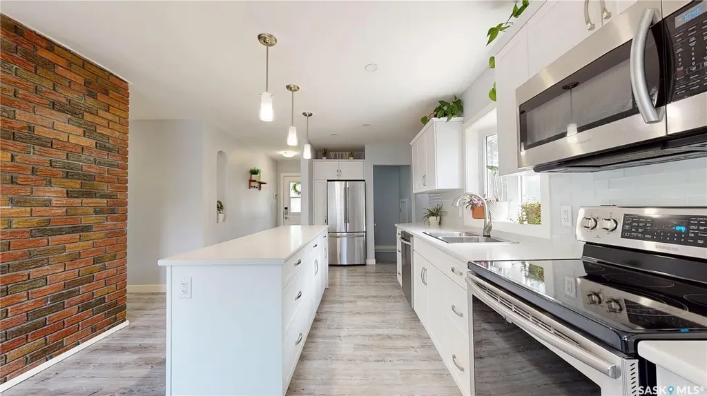 3231 Hill Avenue Regina SK S4S 0W5