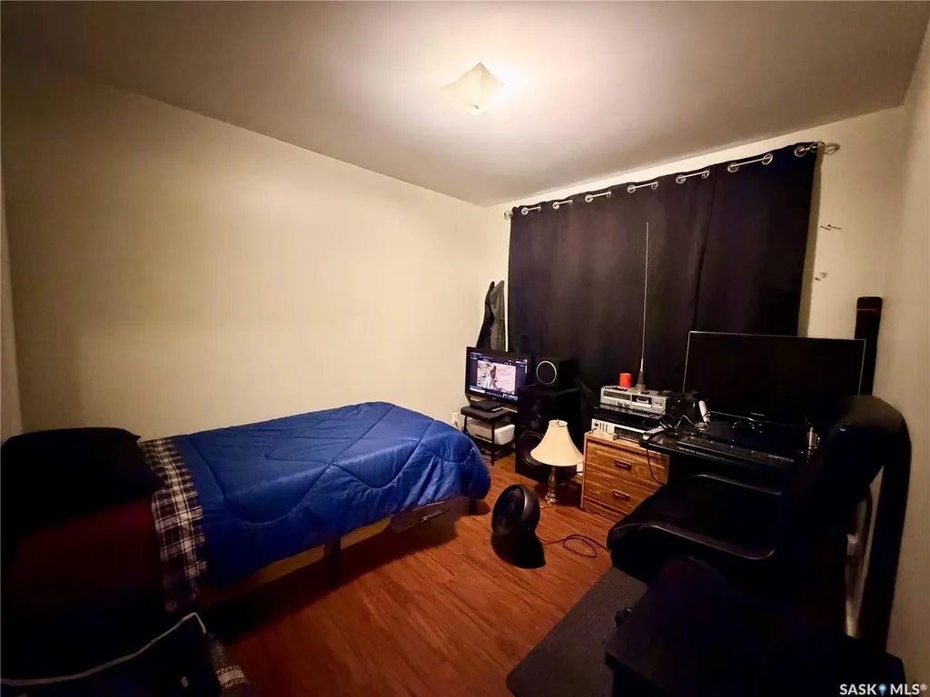 1022 110th Street North Battleford SK S9A 2H4