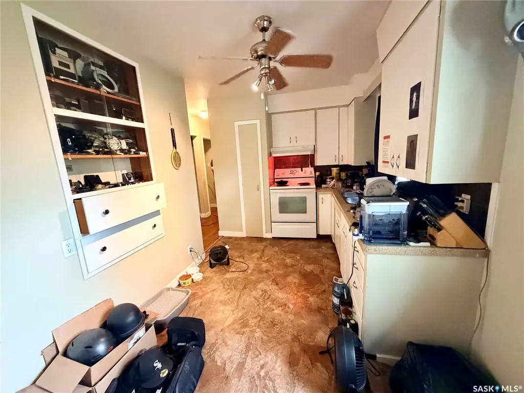 1022 110th Street North Battleford SK S9A 2H4