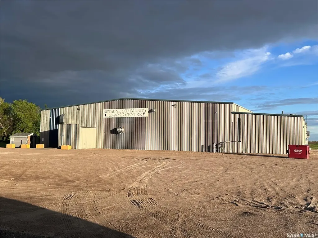 1.19 Acre Lot Railway Avenue Bethune SK S0G 0H0