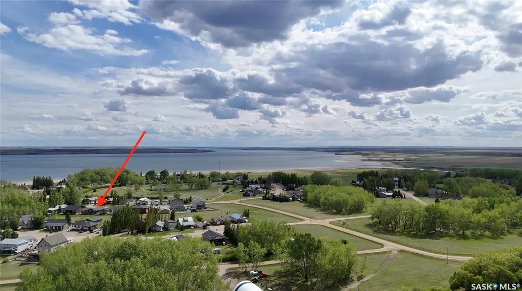 205 Ruby Drive Diefenbaker Lake SK S0L 1Z0