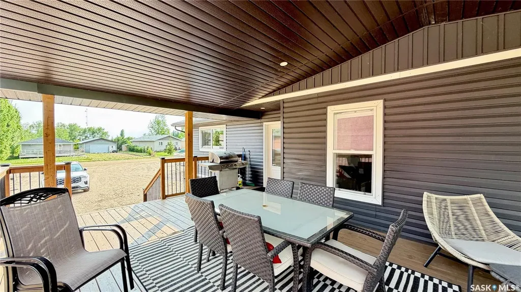 205 Ruby Drive Diefenbaker Lake SK S0L 1Z0