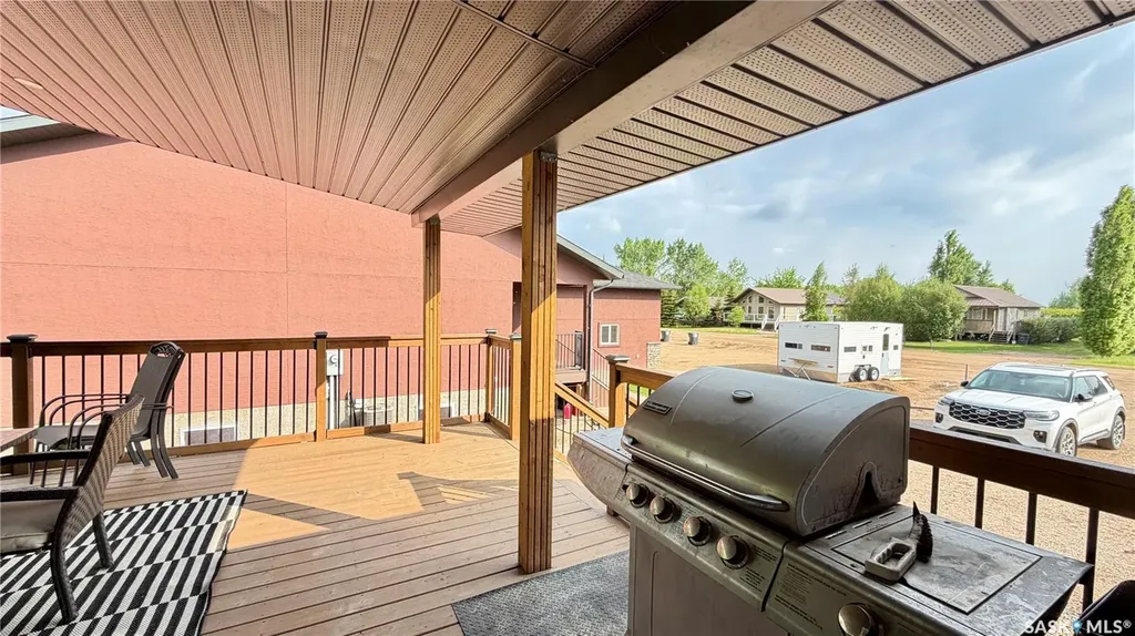 205 Ruby Drive Diefenbaker Lake SK S0L 1Z0