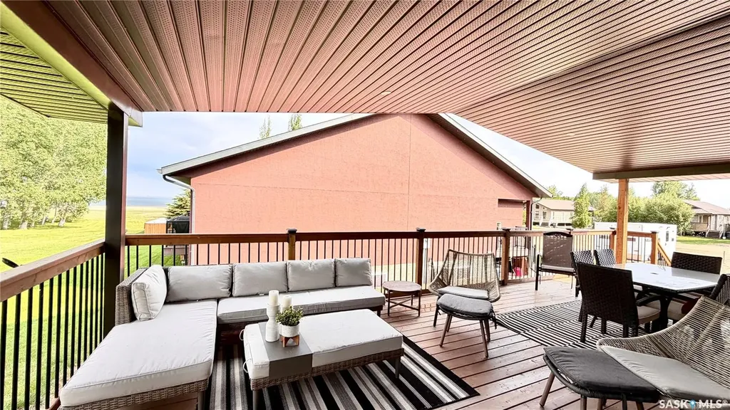 205 Ruby Drive Diefenbaker Lake SK S0L 1Z0
