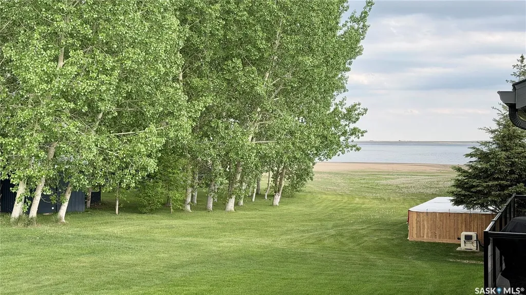 205 Ruby Drive Diefenbaker Lake SK S0L 1Z0