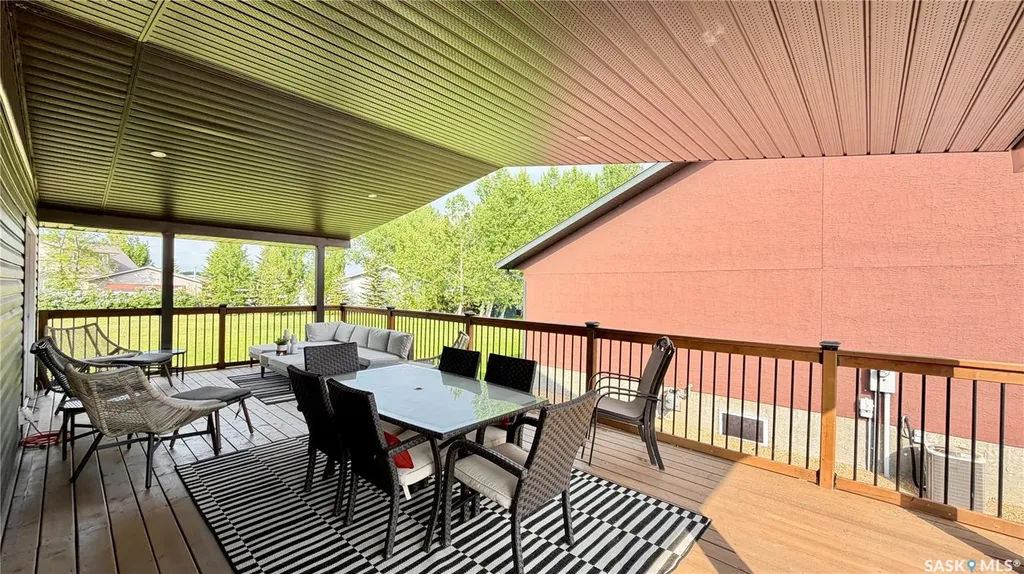 205 Ruby Drive Diefenbaker Lake SK S0L 1Z0
