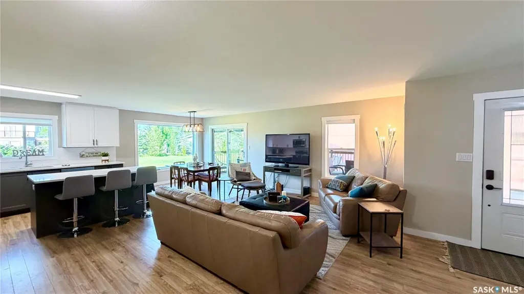 205 Ruby Drive Diefenbaker Lake SK S0L 1Z0