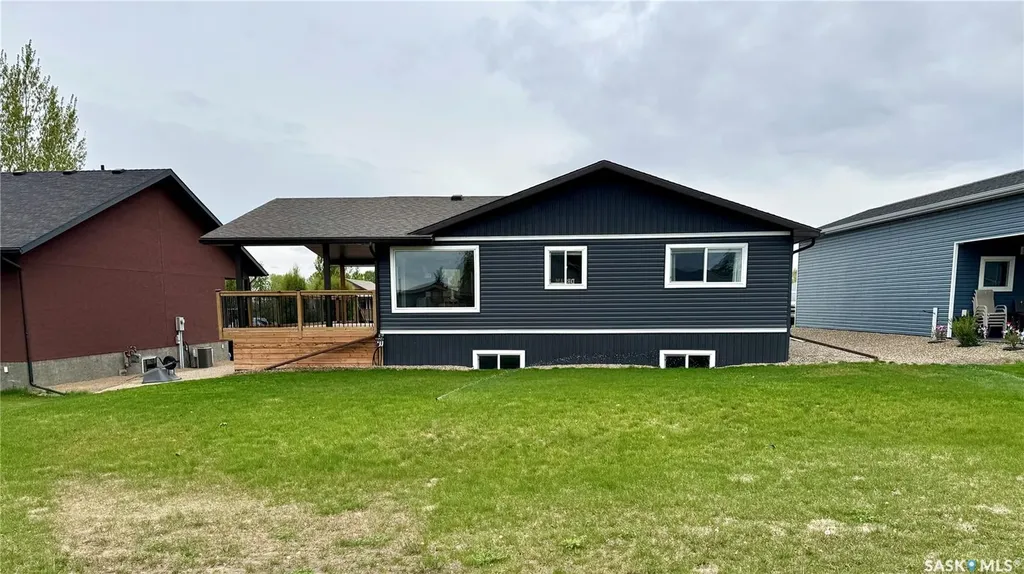 205 Ruby Drive Diefenbaker Lake SK S0L 1Z0
