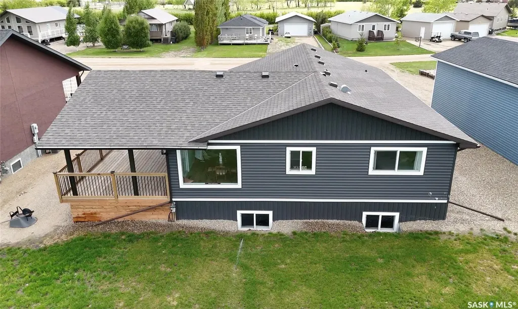 205 Ruby Drive Diefenbaker Lake SK S0L 1Z0