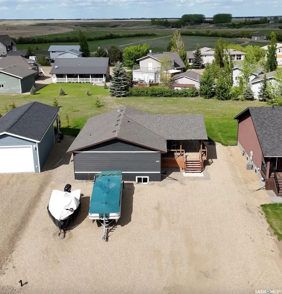 205 Ruby Drive Diefenbaker Lake SK S0L 1Z0
