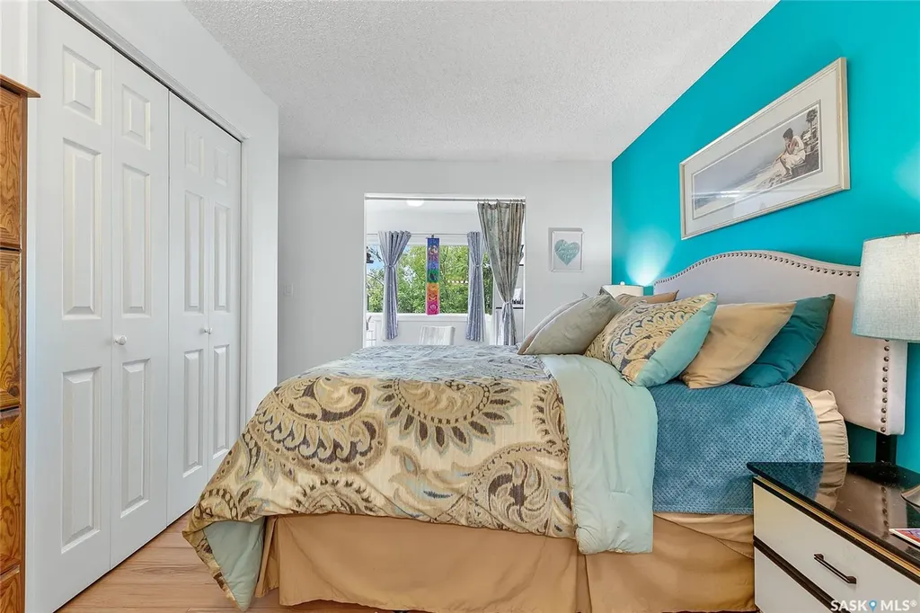 1402 6th Avenue Regina Beach SK S0G 4C0