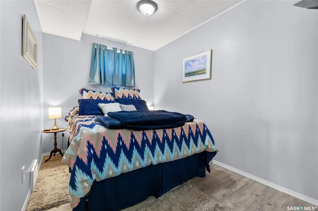1402 6th Avenue Regina Beach SK S0G 4C0