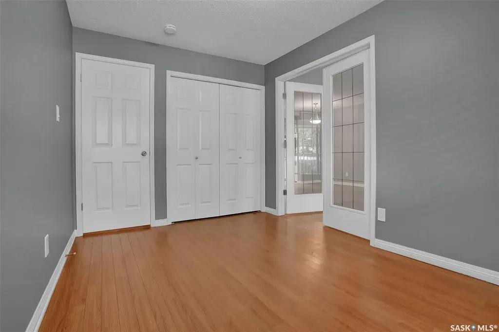 960 Assiniboine Avenue E Regina SK S4V 2P8