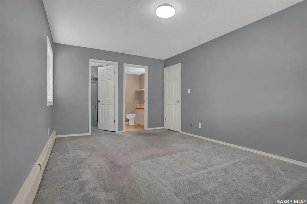 960 Assiniboine Avenue E Regina SK S4V 2P8