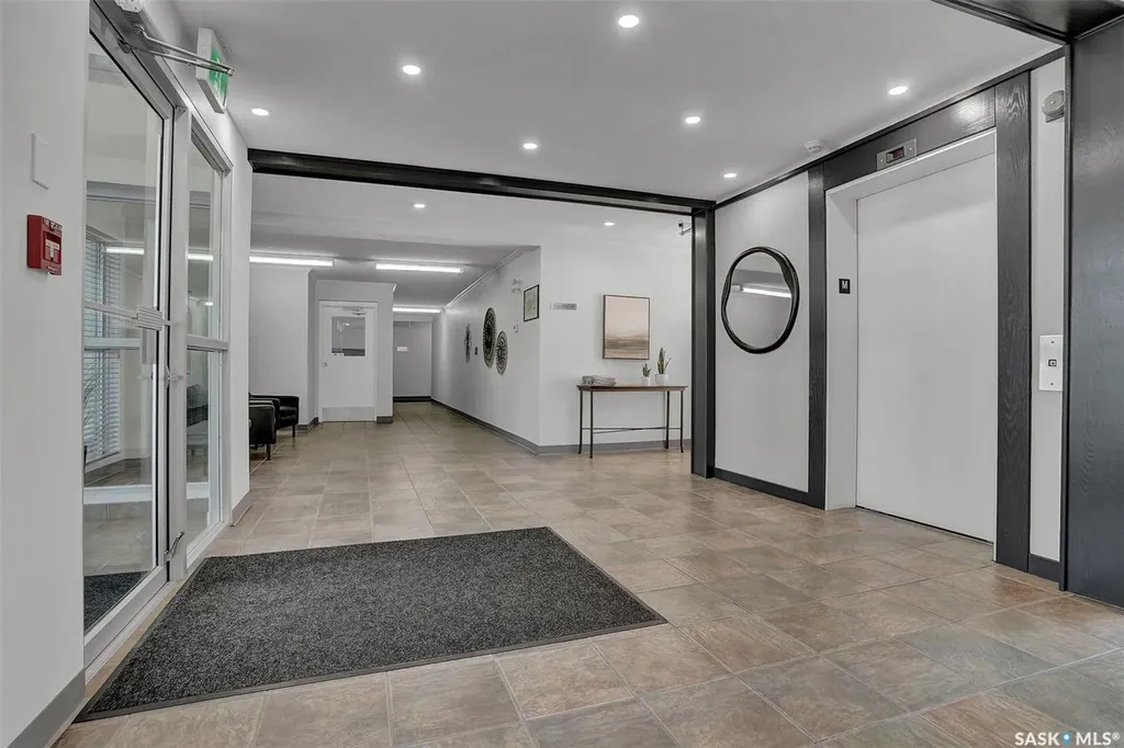 960 Assiniboine Avenue E Regina SK S4V 2P8