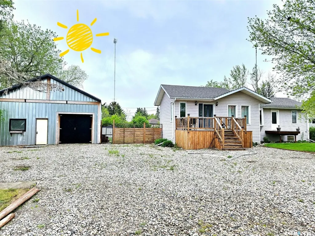 306 West 1st Street Alida SK S0C 0B0