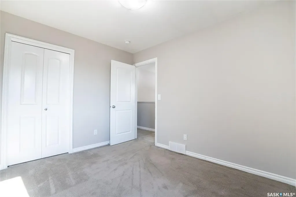334 Dickson Crescent Saskatoon SK S7T 0T8